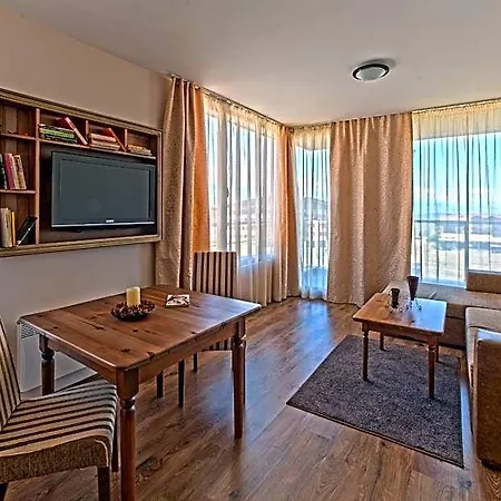 Cornelia Deluxe Residence, A31 Hotel